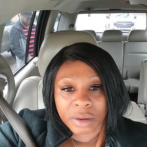 Meet your Posher, Angie
